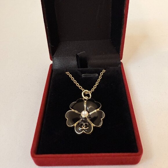 Upcycled CC Camellia Black Enamel & Pearl Pendant Necklace 18" w/ Gift Box - Picture 6 of 8